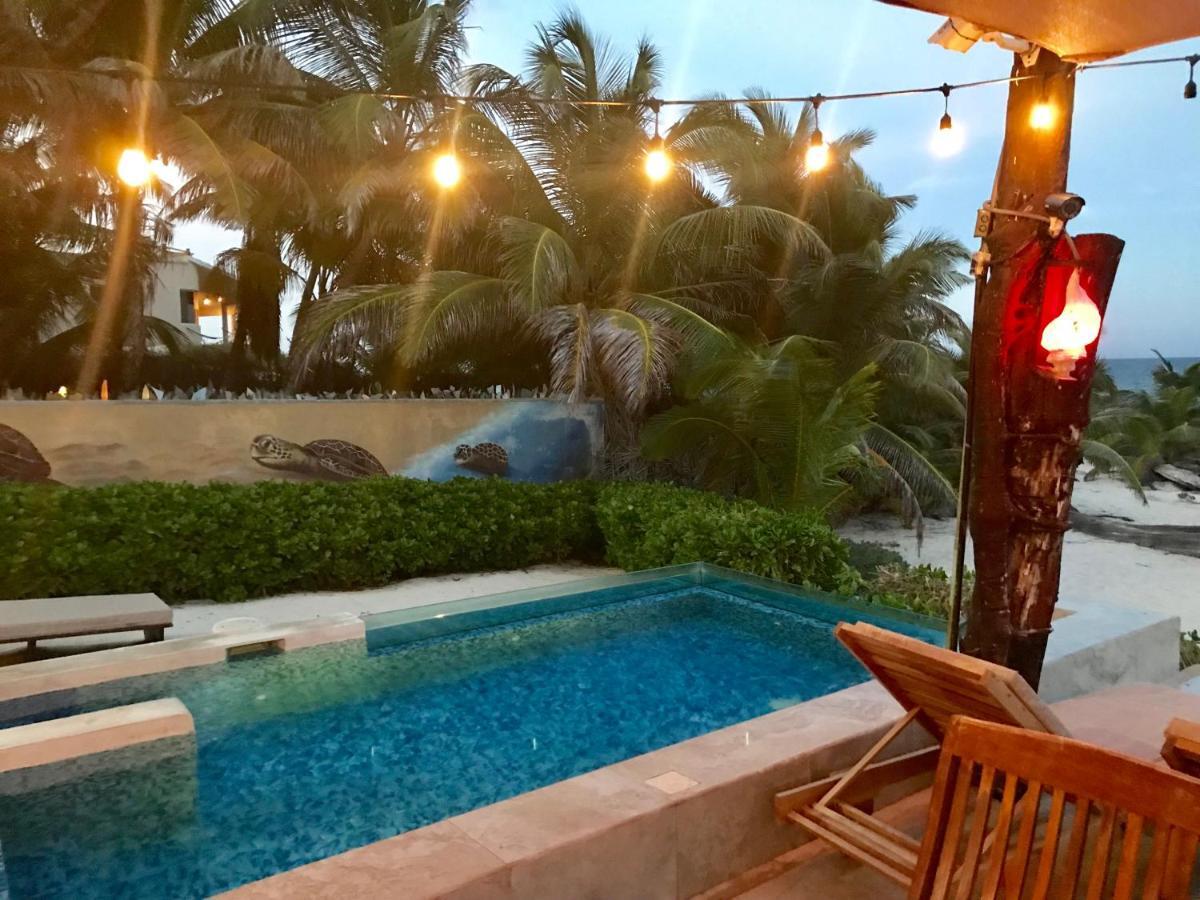 Hotel Playa La Media Luna Isla Mujeres Esterno foto
